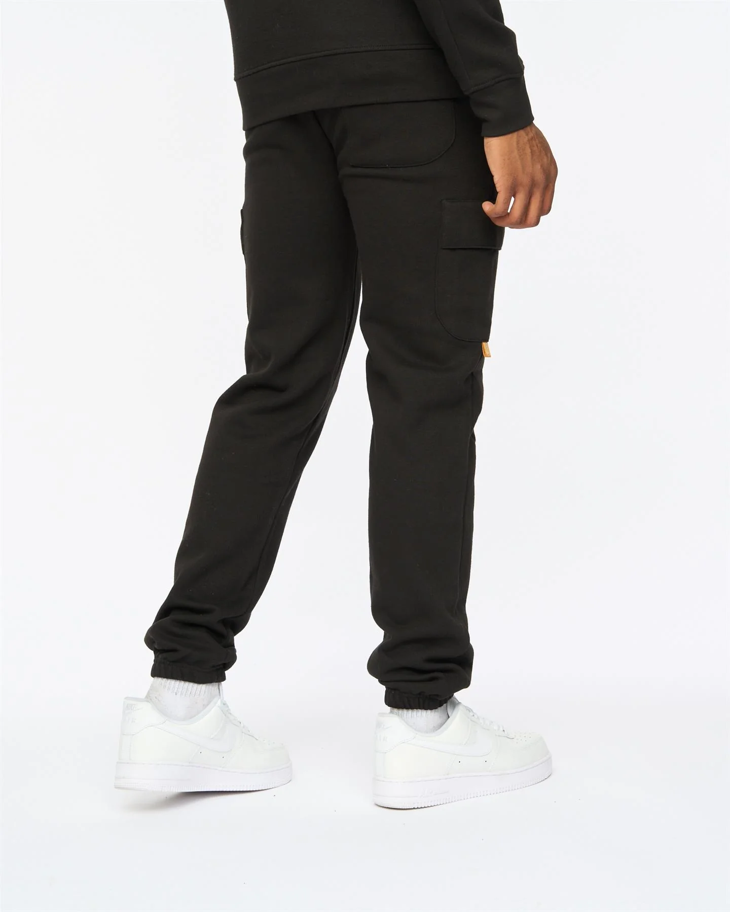 Adamsberg Joggers Black - Image 4