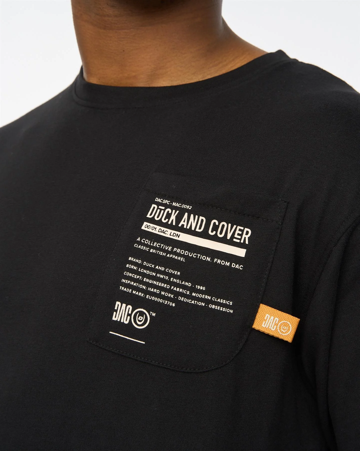Adamsberg T-Shirt Black - Image 6
