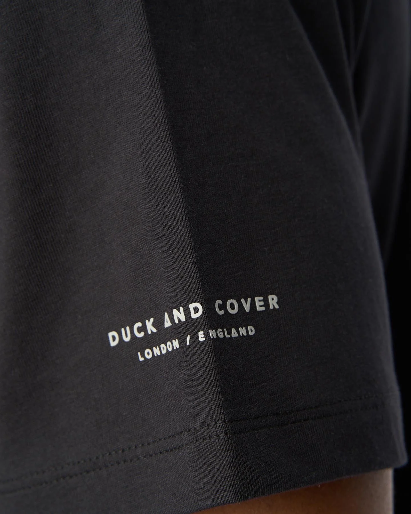Crytons Heavy T-Shirt Black - Image 6