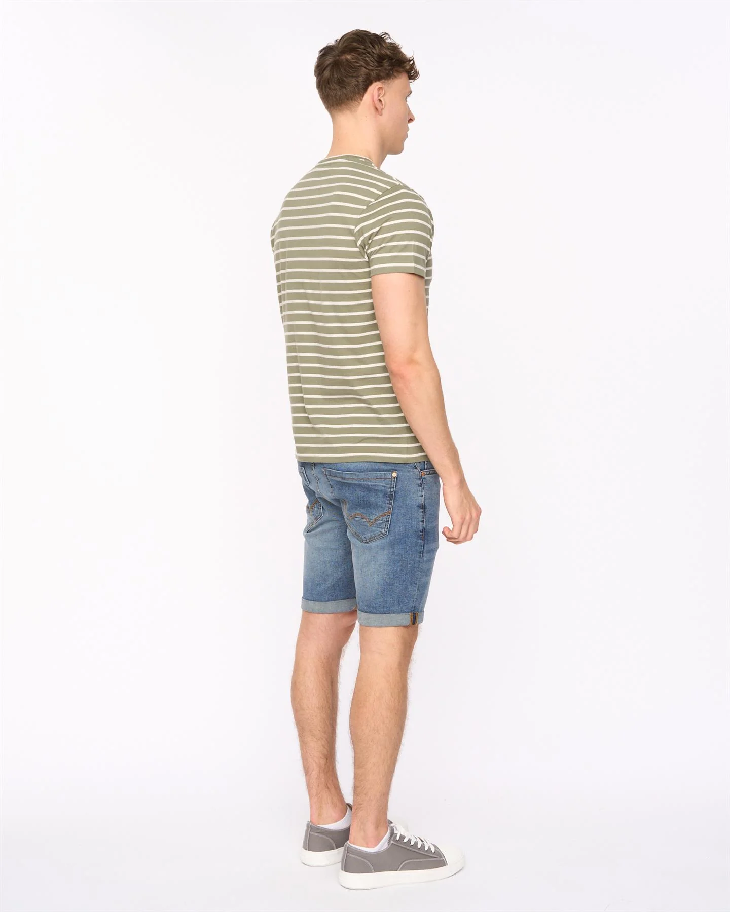 Danversity T-Shirt Olive - Image 5