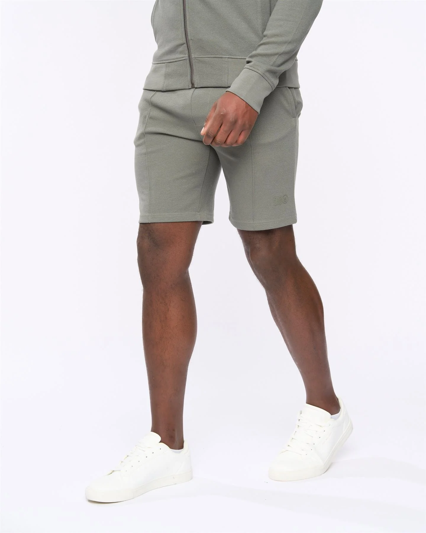 Hannings Jog Shorts Olive - Image 4