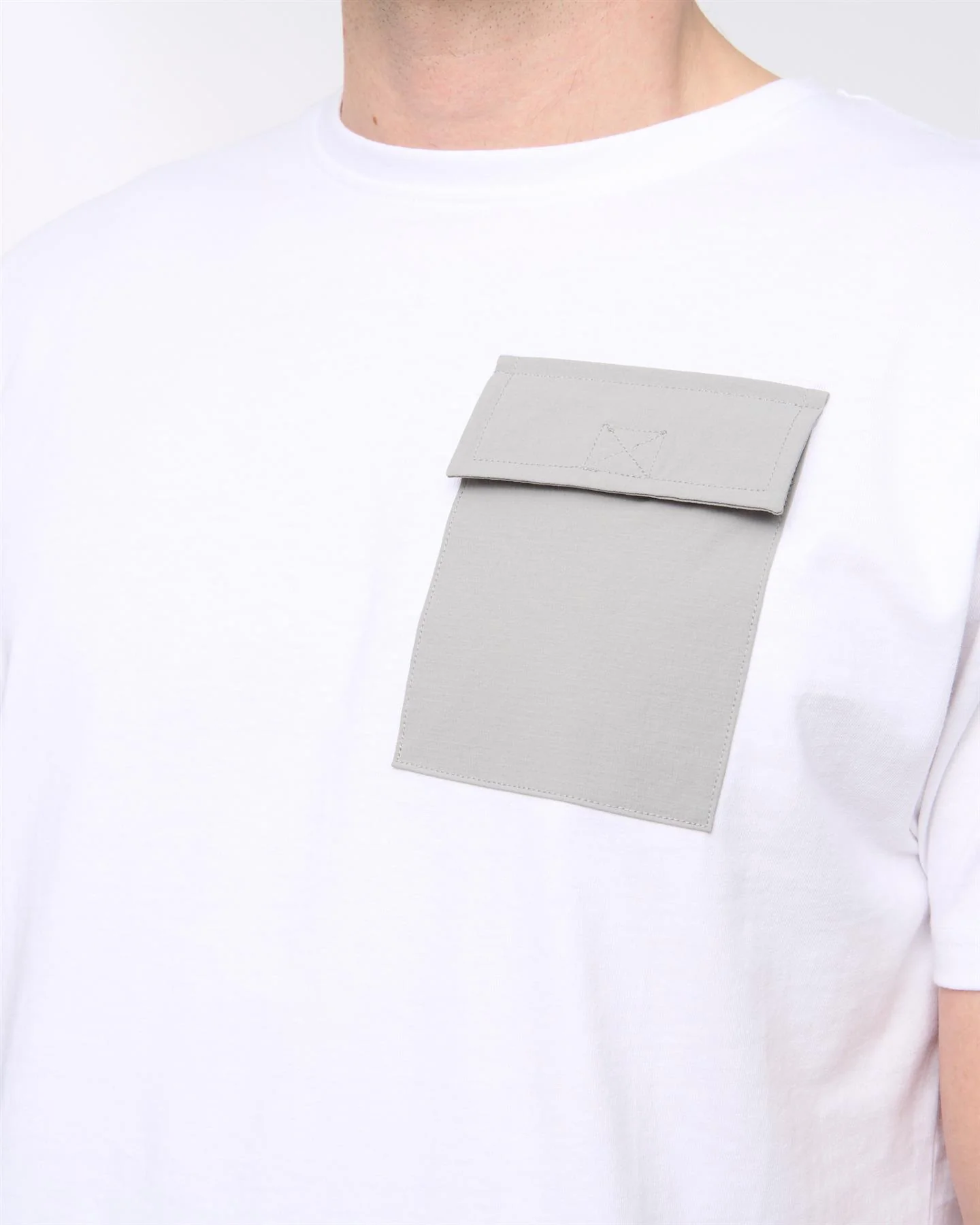 Limatar T-Shirt White - Image 6