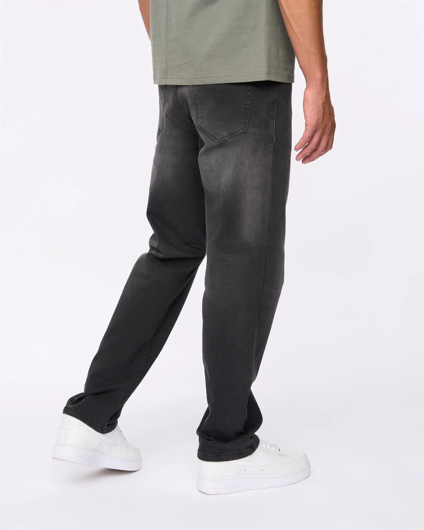 Rushawn Relaxed Fit Jeans Black - Image 4