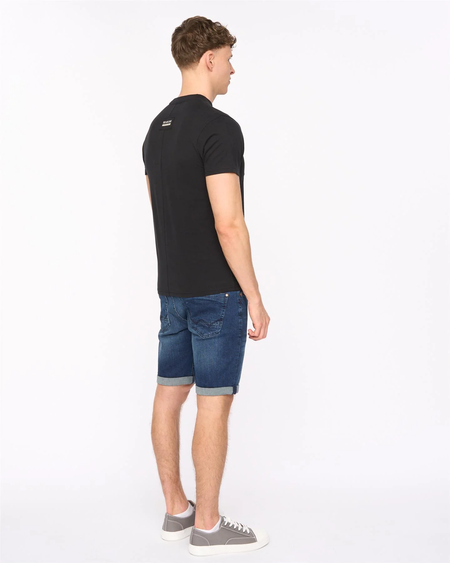 Tatick T-Shirt Black - Image 4